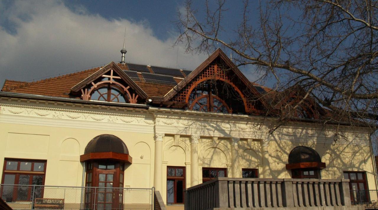 Goencoelhaz Hostel Vac Exterior photo